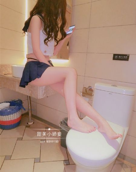 美女光屁屁无遮