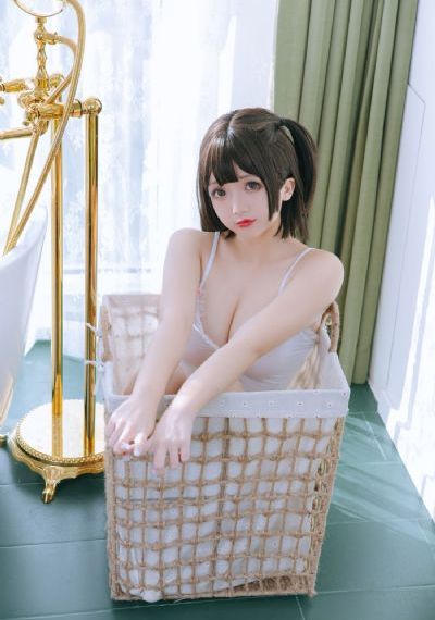 云墨雨间