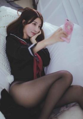 女闺蜜鞋袜调教女虐女